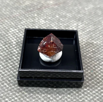 Най-ДОБРИЯТ! 100% Натурален рядко пакистански циркон Проби от минерали, камъни и кристали, лечебни кристали кварц + размер на кутията 2,6 см