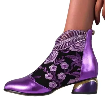Женски обувки в етнически стил на среден ток 2023, Зимни, бродирани с пайети, Модерни, универсални обувки с дебел ток за жени