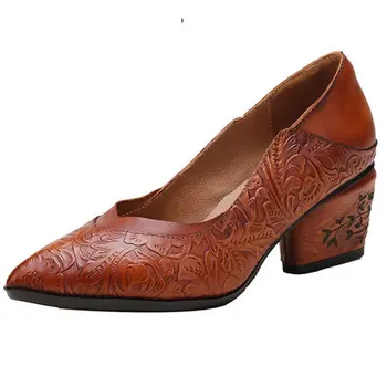 Летни обувки от естествена телешка кожа 4,5 см, на ток, Дамски дамски мокасини с тисненым остър пръсти, без закопчалка, Кухи дамски Мокасини
