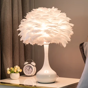 Модерна настолна лампа от пера AiPaiTe за спални, хол, многоцветен допълнителна лампа от пера, led настолни лампи