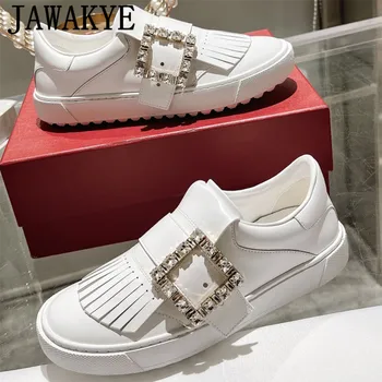 Пролетни ежедневни бели маратонки на равна подметка от естествена кожа, дамски дизайнерски обувки с метален орнамент във формата на кристали, удобни дамски спортни обувки за ходене