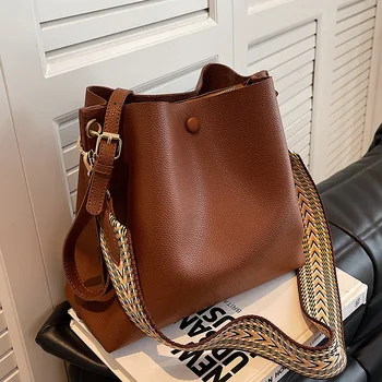 Чанта през рамо с голям капацитет, женствена чанта за крайградски пътувания, модерна чанта през рамо