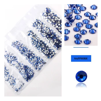 чанти в различни размери 1600шт, кристално Чисти, без поправки, кристали с равна обратна страна, блестящи кристали за дизайн на ноктите за 3D дизайн на ноктите